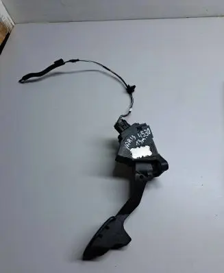 Toyota Yaris Accelerator throttle pedal 781100D160 13053B 05798138652
