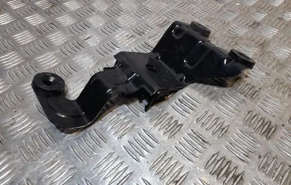 Chrysler Pacifica Sliding door lower roller guide/hinge H0003