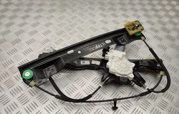 Ford Focus Front door window regulator with motor BM51A23200BF