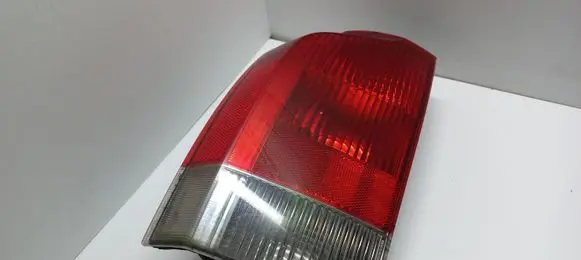 Volvo V70 Rear/tail lights 9154497