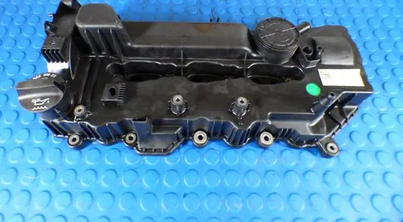 Opel Astra K Rocker cam cover 55510723 1284702S02