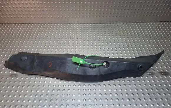 Mercedes-Benz C W205 Fender end trim S27705443 A2058890125