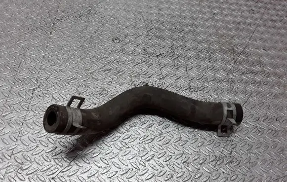 Toyota Auris 150 Engine coolant pipe/hose