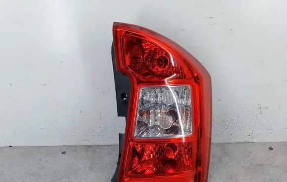 KIA Carens II Rear/tail lights 92402-1D092402-100