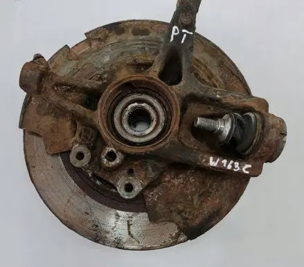 Mercedes-Benz ML W163 Rear wheel hub