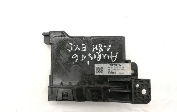 Toyota Auris E180 Engine control unit/module 8865002D70