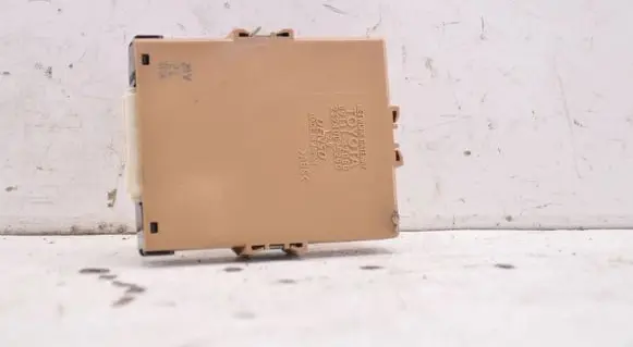 Toyota Prius (XW20) Gateway control module 8911147050