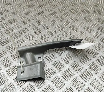 Volkswagen Tiguan Fender mounting bracket 5NA821430A 5NA809471A