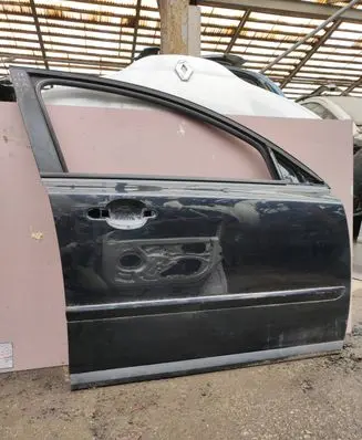 Volvo V50 Front door