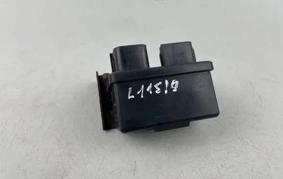 Subaru Legacy Window wiper relay 86121AJ000