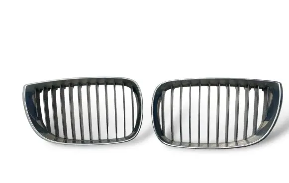 BMW 1 E81 E87 Front grill 22405910 7128614 7077130