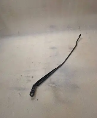 Volkswagen Golf IV Front wiper blade arm