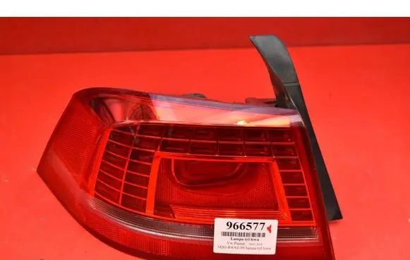 Volkswagen PASSAT CC Rear/tail lights 3AE945207B