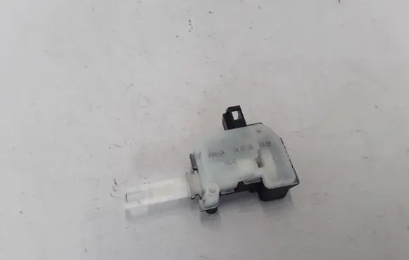 Volvo C70 Fuel tank cap lock 