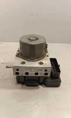 Nissan X-Trail T32 ABS Pump 269620