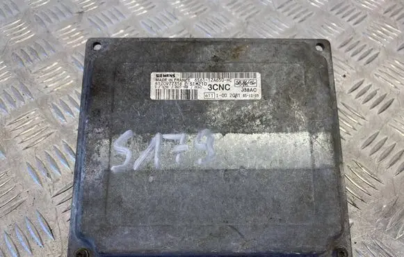 Ford Fiesta Engine control unit/module 6S6112A650HC 3CNC S120977316