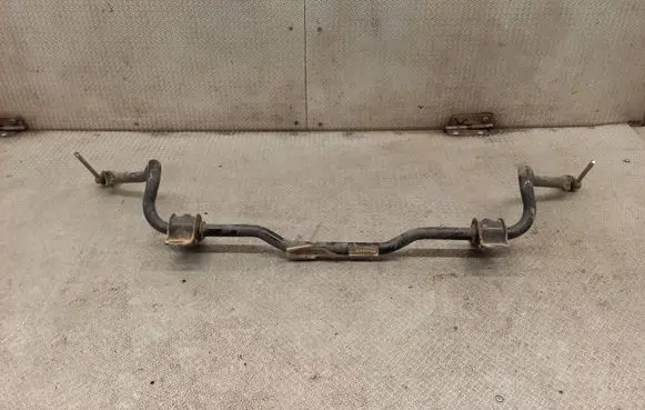 Ford Focus Front anti-roll bar/sway bar AV615482CB