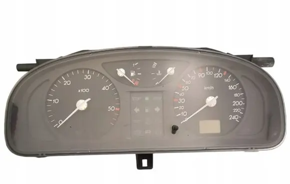 Renault Laguna II Speedometer (instrument cluster) 8200328436