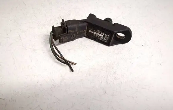 Renault Laguna II Air pressure sensor 0281002552 8200155613