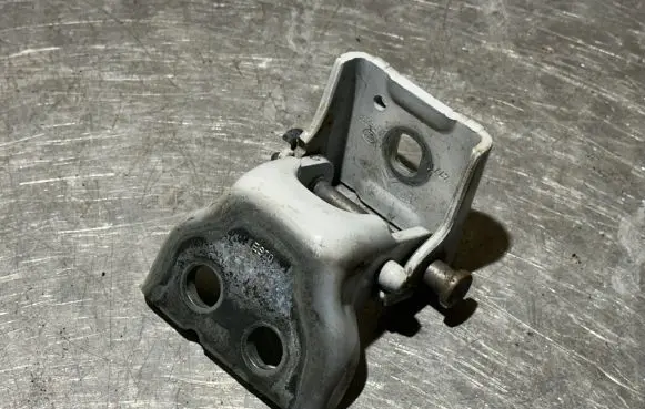 Peugeot 508 Rear door upper hinge 1606232880