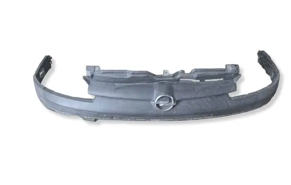 Opel Corsa B Front bumper 331033621