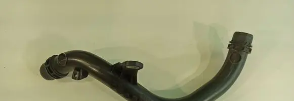 Audi A4 S4 B9 Engine coolant pipe/hose 04L121071H