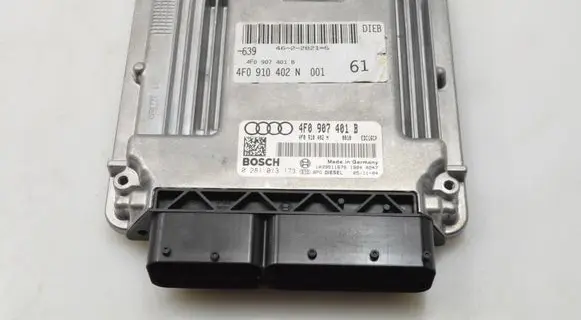 Audi A6 S6 C6 4F Engine control unit/module 4F0907401B