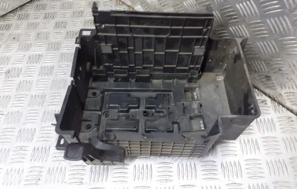Peugeot 1007 Hybrid/electric vehicle battery tray 9656705880