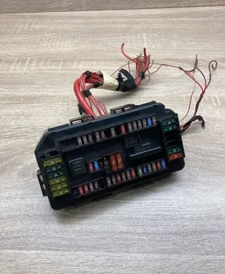 BMW 3 F30 F35 F31 Fuse module 9224879 734452