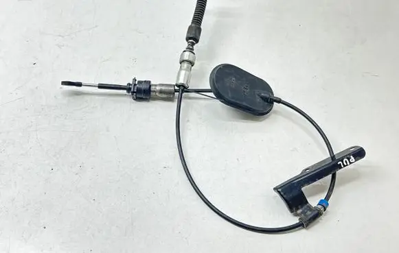 Nissan Pulsar Gear shift cable linkage 349353ZL0A