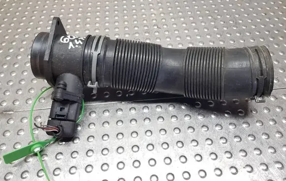 Volkswagen Polo IV 9N3 Intercooler hose/pipe S26370550 6Q0129684AB 038906461B