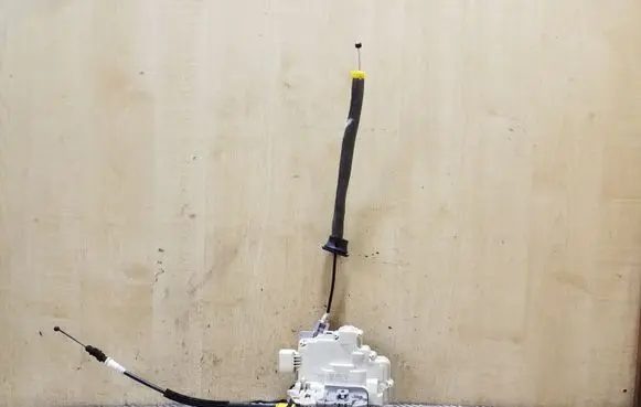 Audi A6 C7 Rear door lock 4G0839015
