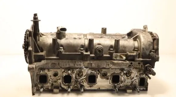 Engine head