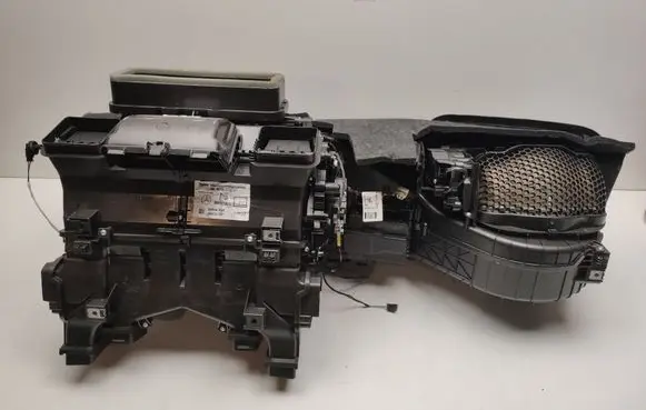 Mercedes-Benz EQC Interior heater climate box assembly A2058306800