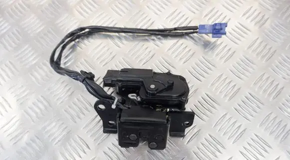 Lexus CT 200H Tailgate/trunk/boot lock/catch/latch 8935047020 8935047040