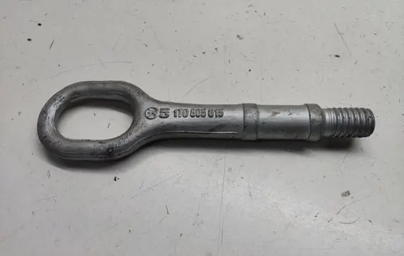 Volkswagen PASSAT B7 Towing hook eye 1T0805615