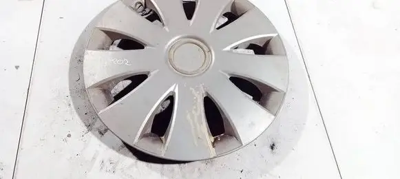 Peugeot 807 R15 wheel hub/cap/trim 