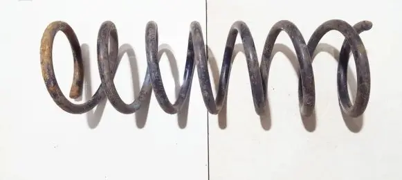 Mazda 3 I Rear coil spring