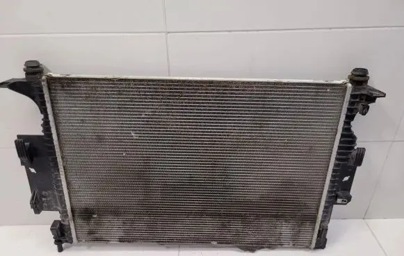 Coolant radiator