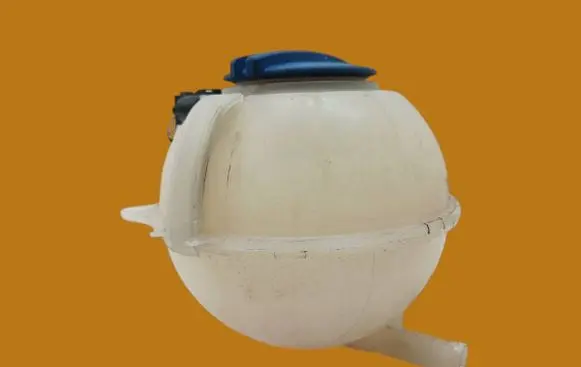 Seat Ibiza IV (6J,6P) Coolant expansion tank/reservoir 6Q0121407