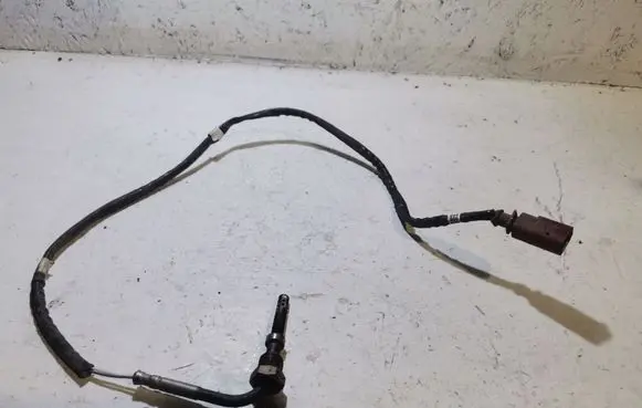 Audi A4 S4 B8 8K Exhaust gas temperature sensor 03L906088N