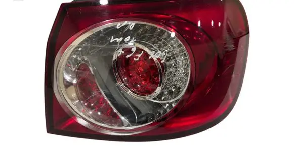 Volkswagen Golf Plus Rear/tail lights 5M0945096S