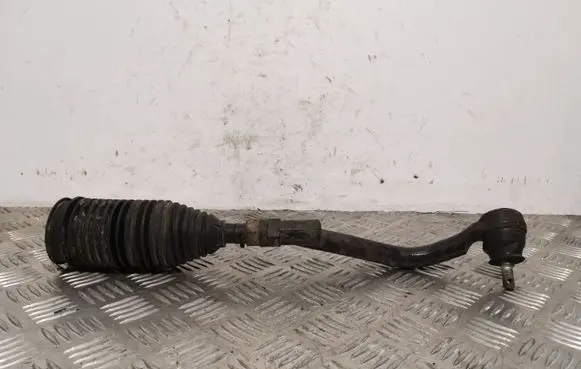 Hyundai Santa Fe Steering tie rod 