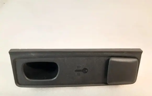 Mercedes-Benz G W463 2nd Gen Cigarette lighter trim front 