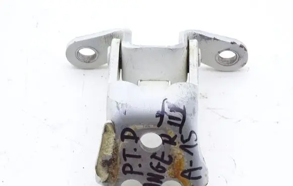 Ford Ranger Rear door hinge set FORD_RANGER_III_MAZDA_BT-50_06-11_ZAWIAS_DRZWI_PRAWY_TYŁ_DÓŁ_KING_CAB