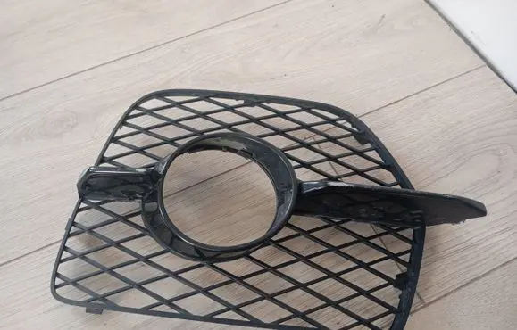 BMW X6 E71 Front fog light trim/grill