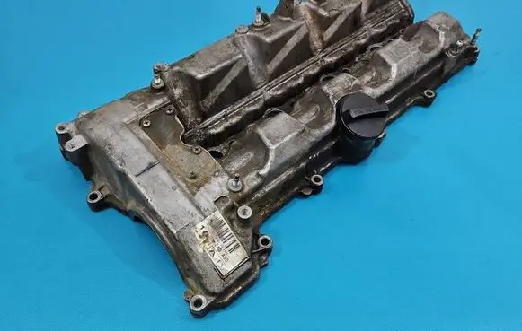 Toyota Avensis T270 Rocker cam cover IMPRK1575119