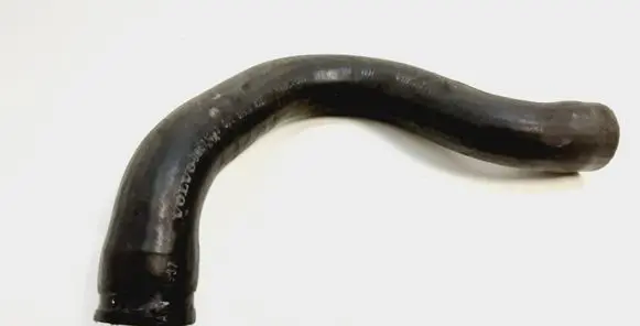 Volvo V70 Engine coolant pipe/hose 08671393
