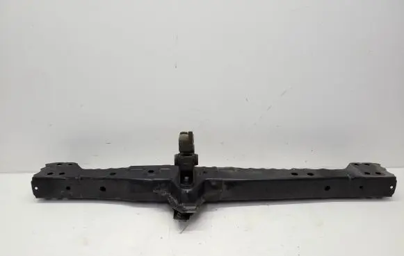 Toyota Prius+ (ZVW40) Engine mounting bracket