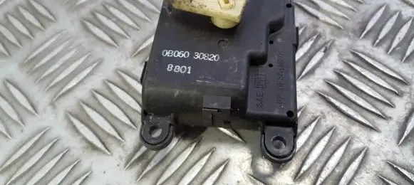 Honda Prelude Air flap motor/actuator 0b06030820